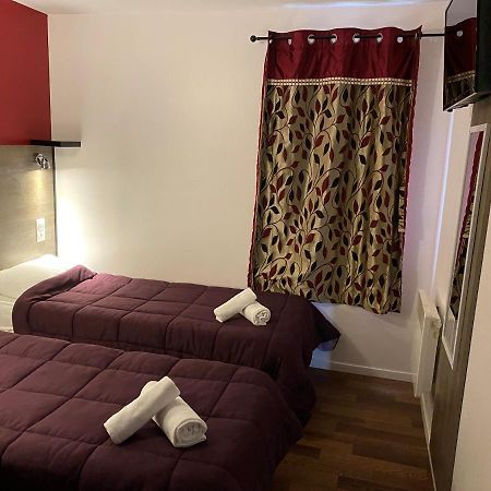 Fast Hotel Brie-Comte-Robert Exterior photo